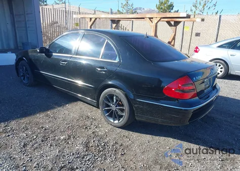 2005 Mercedes-Benz E 320 z USA, uszkodzony, nr VIN WDBUF65J15A633756